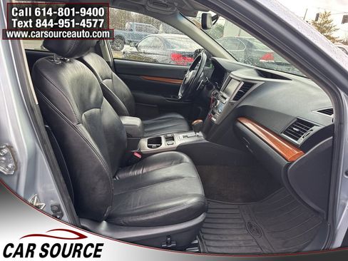 Used 2013 Subaru Outback 2.5i Limited image 38