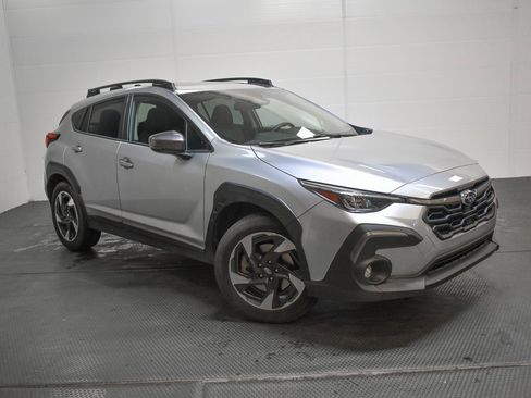 Used 2024 Subaru Crosstrek 2.5i Limited image 1