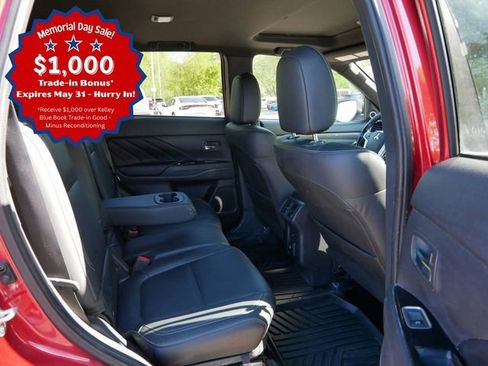 Used 2019 Mitsubishi Outlander GT AWD/4WD image 9