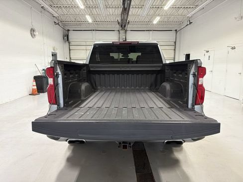 Used 2023 Chevrolet Silverado 1500 RST w/ Z71 Off-Road Package AWD/4WD image 15