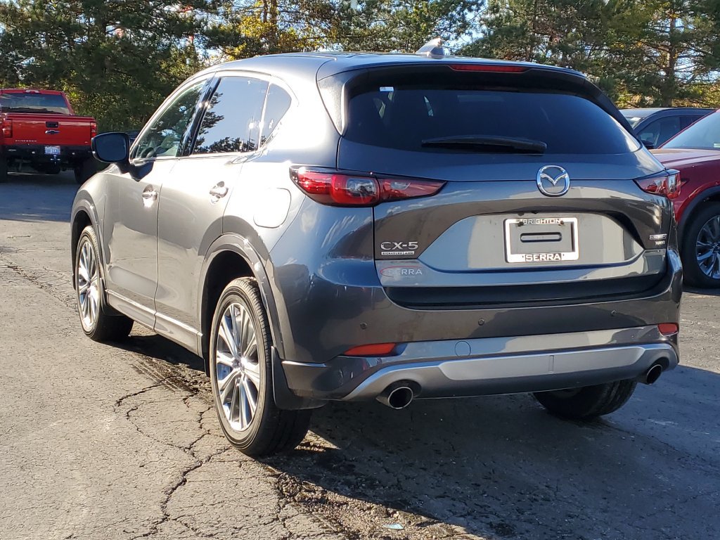 Used 2025 MAZDA CX-5 Signature AWD/4WD image 2