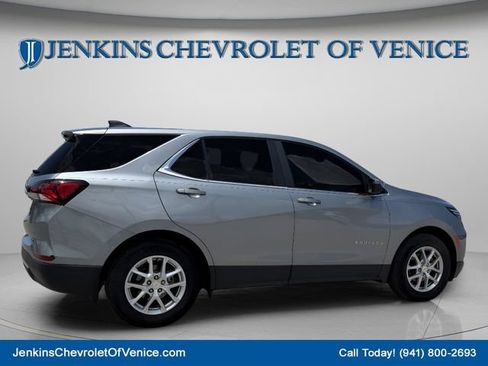 Used 2023 Chevrolet Equinox LT FWD image 4