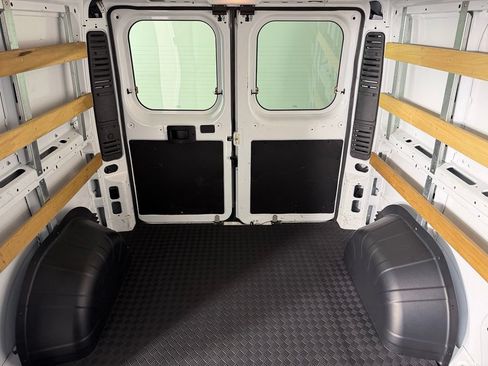 Used 2025 RAM ProMaster 2500 w/ U-Haul Equipment Group FWD image 20