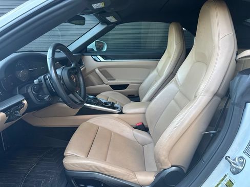 Used 2020 Porsche 911 Carrera S RWD image 6