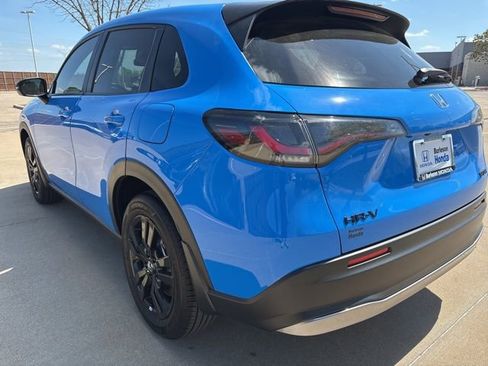 Used 2026 Honda HR-V Sport image 4