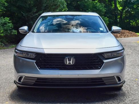 Used 2024 Honda Accord EX image 12