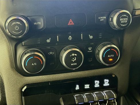 Used 2023 RAM 1500 Big Horn AWD/4WD image 16