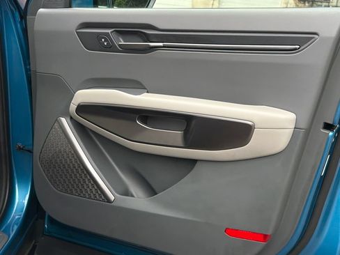 Certified 2024 Kia EV9 Wind AWD/4WD image 18