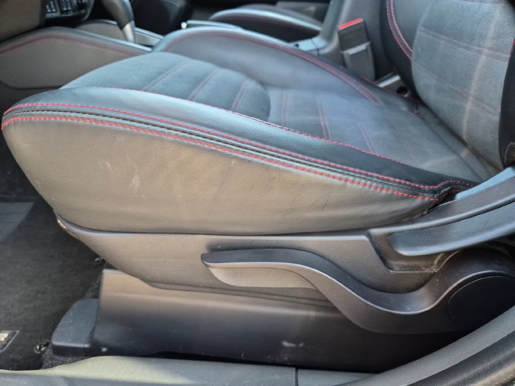 Used 2025 Mitsubishi Outlander Sport SE AWD/4WD image 14