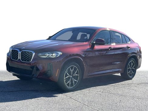 Used 2025 BMW X4 xDrive30i image 24