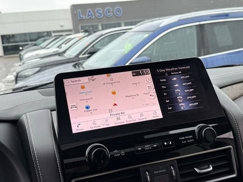 Used 2024 INFINITI QX80 Premium Select w/ Cargo Package image 5