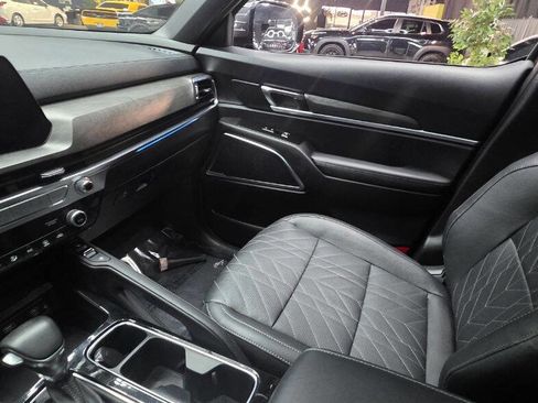 Used 2023 Kia Telluride SX X-Pro image 17