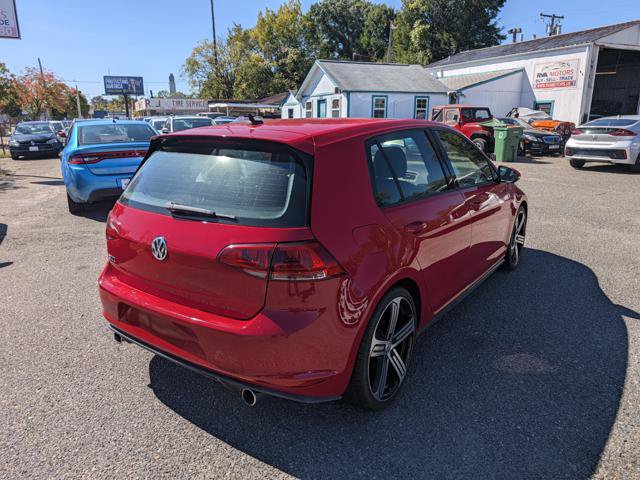 Used 2015 Volkswagen GTI SE FWD image 11