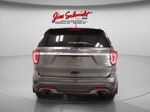 Used 2019 Ford Explorer XLT AWD/4WD image 5