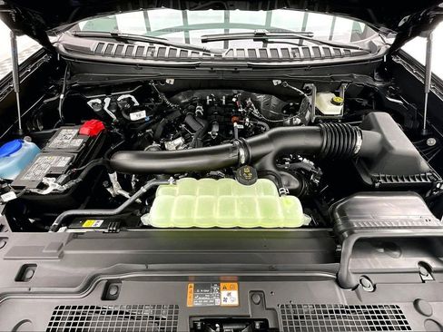 New 2026 Ford Expedition Active image 12