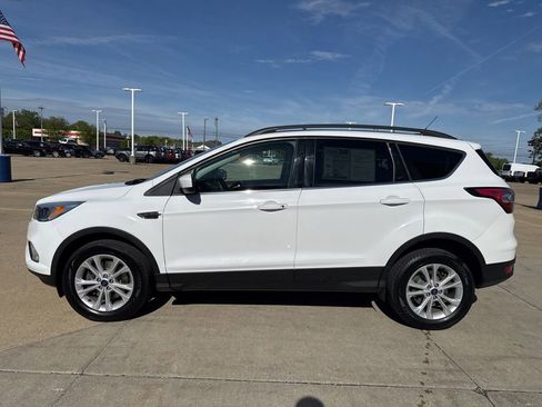 Used 2018 Ford Escape SE AWD/4WD image 3