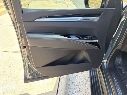 Used 2025 Cadillac Escalade Premium Luxury w/ Touring Package image 23