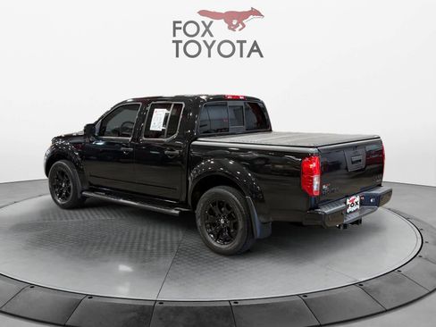 Used 2021 Nissan Frontier SV w/ Midnight Edition Floor Mats AWD/4WD image 4