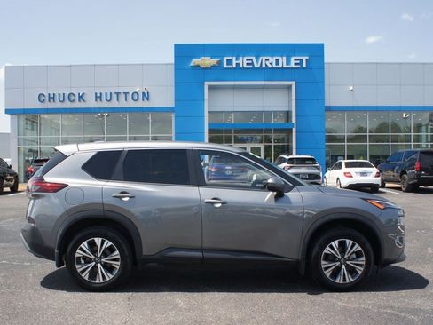 Used 2023 Nissan Rogue SV AWD/4WD image 1