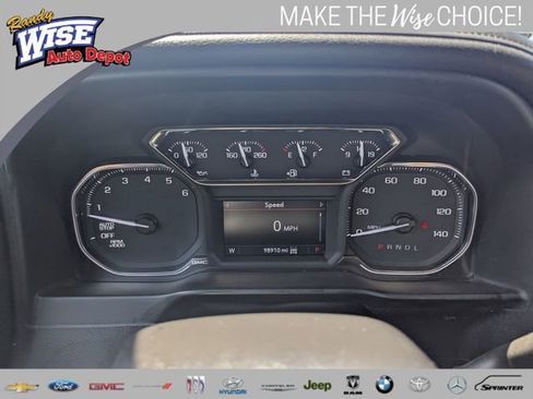 Used 2019 GMC Sierra 1500 SLE w/ SLE Value Package image 12