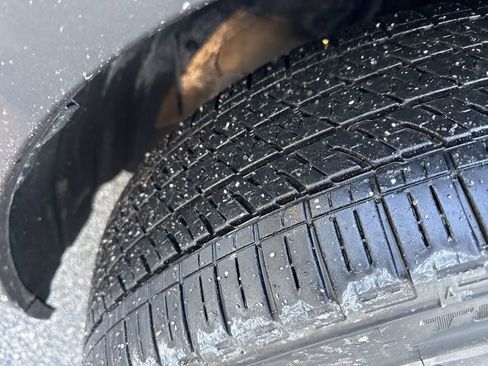 Used 2024 Toyota Crown Limited image 2