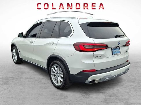 Used 2022 BMW X5 xDrive40i w/ Premium Package image 4