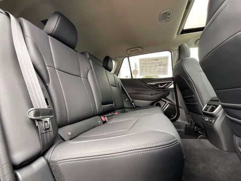 Used 2025 Subaru Outback Limited XT image 15