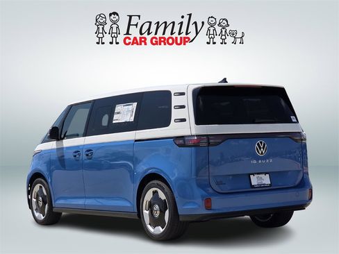 New 2025 Volkswagen ID. Buzz Pro S Plus image 3