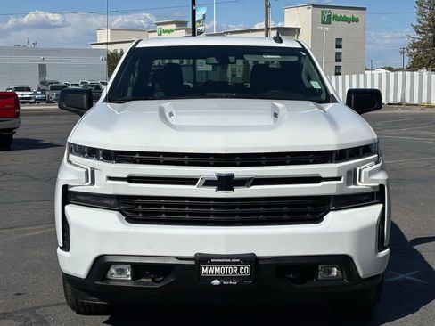 Used 2022 Chevrolet Silverado 1500 RST w/ Z71 Off-Road Package AWD/4WD image 2
