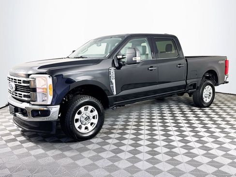 Used 2023 Ford F250 XLT image 4