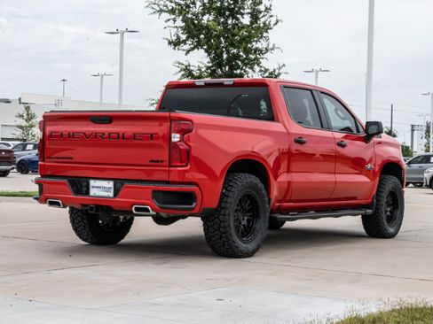 Used 2023 Chevrolet Silverado 1500 RST AWD/4WD image 9