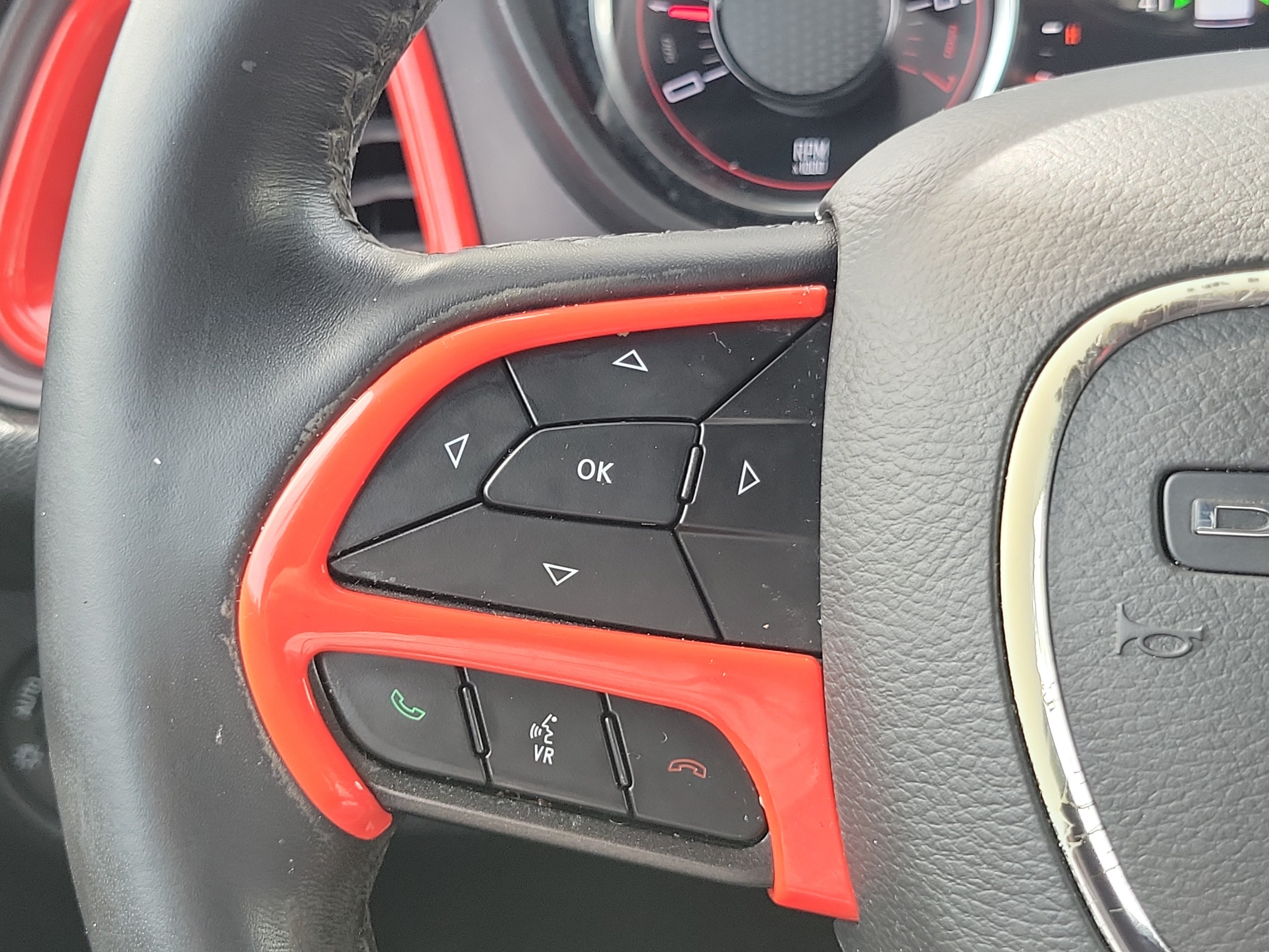 Used 2023 Dodge Challenger SXT RWD image 18
