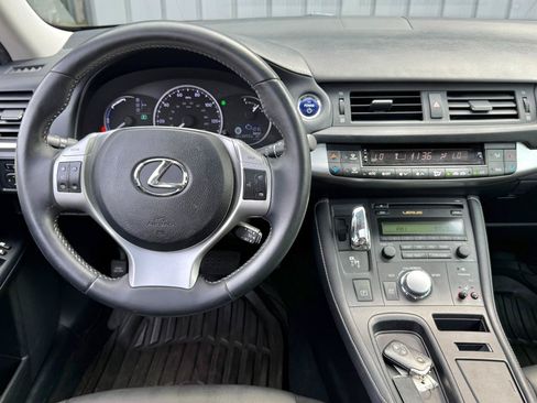 Used 2011 Lexus CT 200h Premium FWD image 10