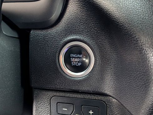 Used 2023 Toyota Tundra SR5 w/ SR5 Premium Package image 21