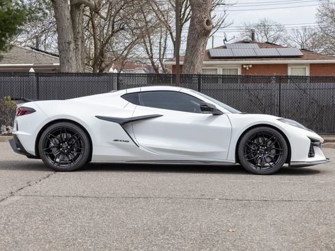 Used 2023 Chevrolet Corvette Z06 w/ Engine Appearance Package RWD image 25