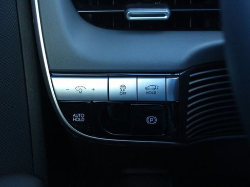 New 2024 Hyundai Ioniq 5 SEL image 30