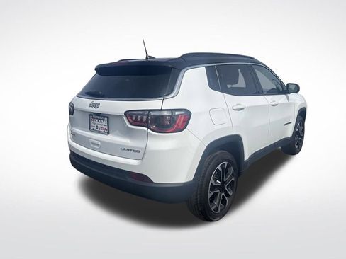 Certified 2022 Jeep Compass Limited image 4