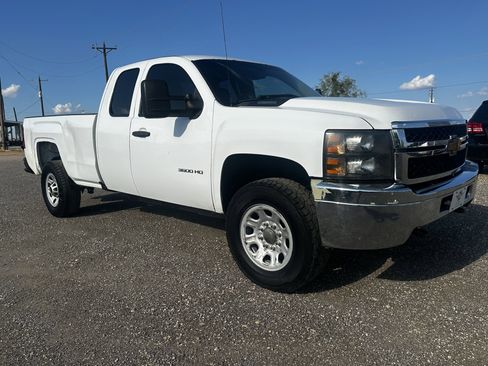 Used 2013 Chevrolet Silverado 3500 W/T image 8
