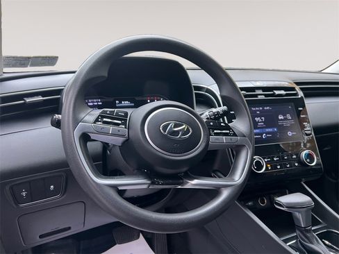 Used 2022 Hyundai Tucson SEL w/ Cargo Package image 12