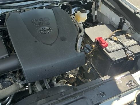 Used 2022 Toyota Tacoma SR w/ SX Package RWD image 20