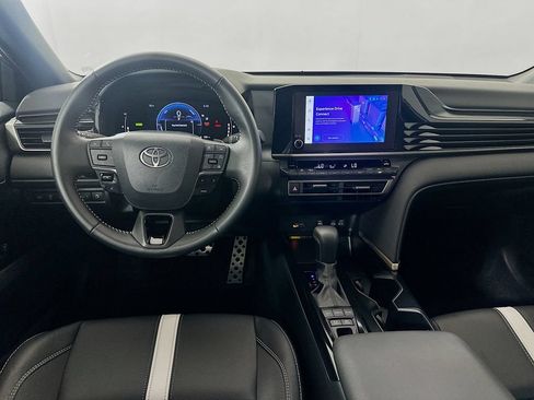 Certified 2026 Toyota Camry SE w/ Convenience Package FWD image 22