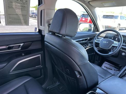 Used 2024 Kia Telluride S w/ S Sunroof Package FWD image 15
