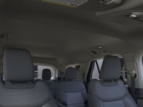 New 2026 Ford Explorer Active RWD image 22