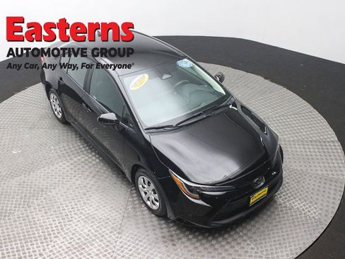 Used 2024 Toyota Corolla LE image 3