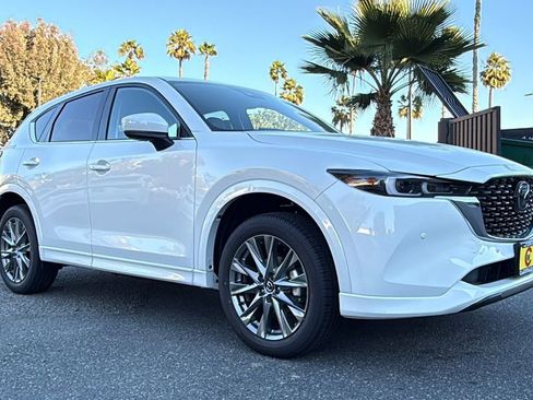 New 2025 MAZDA CX-5 AWD 2.5 S w/ Premium Plus Pkg image 1
