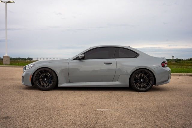 Used 2023 BMW M2 RWD image 4