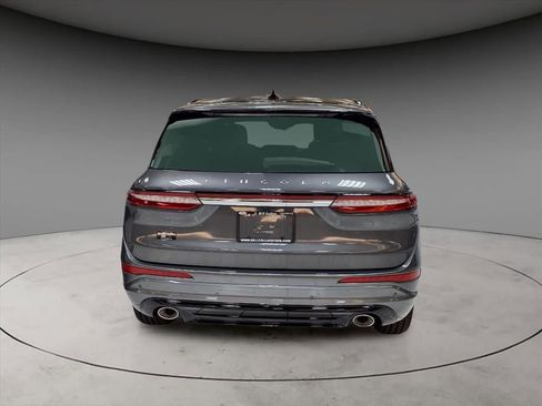 New 2025 Lincoln Corsair Reserve w/ Equipment Group 202A image 6