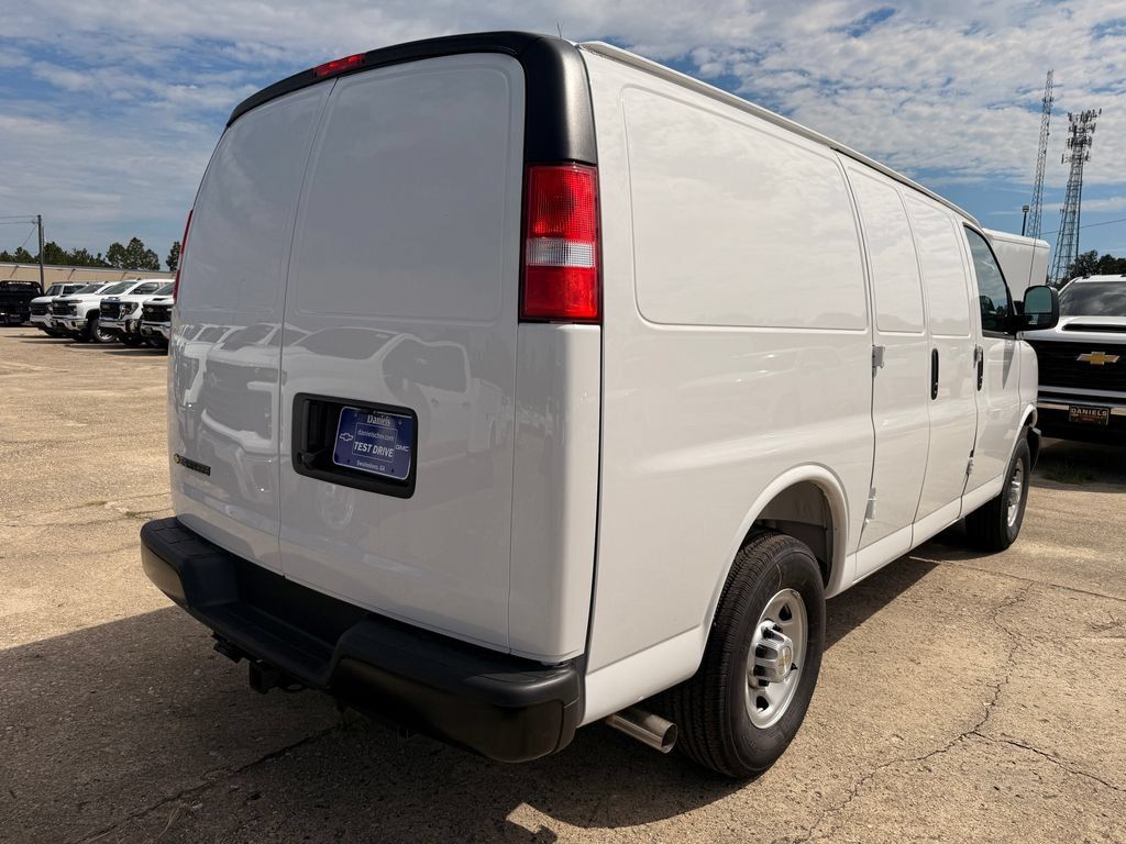 New 2026 Chevrolet Express 2500 w/ Driver Convenience Package RWD image 5