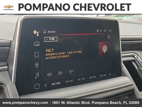 Used 2023 GMC Yukon SLT w/ SLT Premium Package image 34