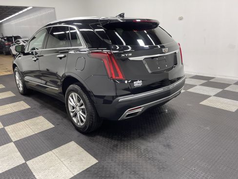 Used 2022 Cadillac XT5 Premium Luxury image 2
